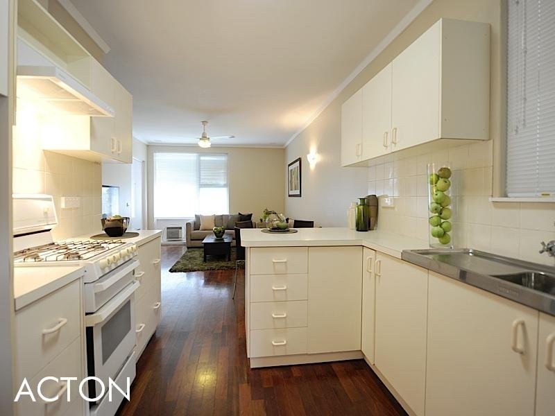 36a Denny Way, Alfred Cove WA 6154