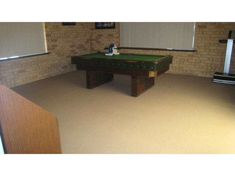 22 Wolfe Road, Oakford WA 6121