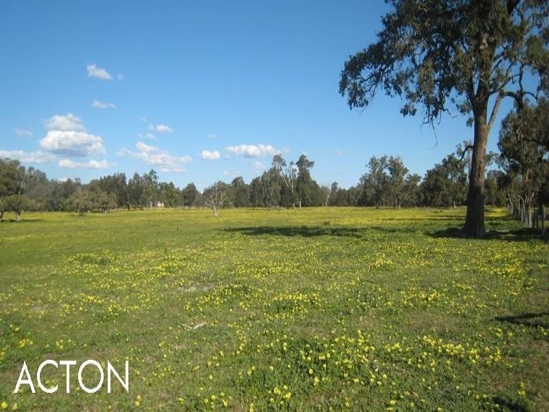 21 Utley Road, Hopeland WA 6125