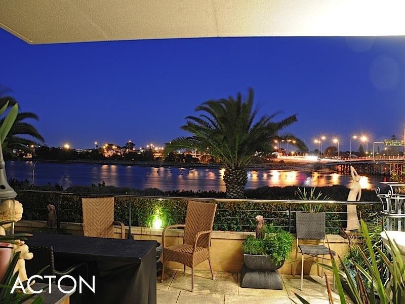 EGO3 Canning Beach Road, Applecross WA 6153