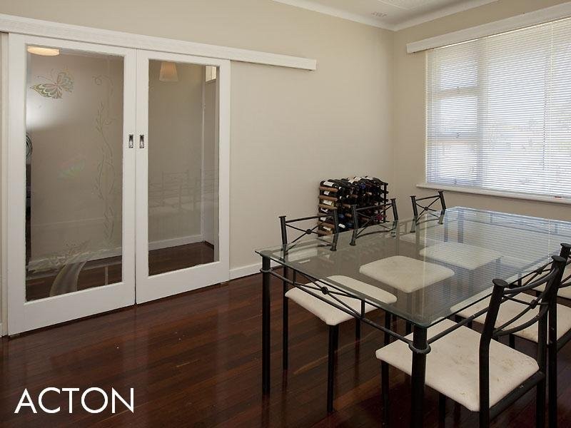 172 South Street, White Gum Valley WA 6162