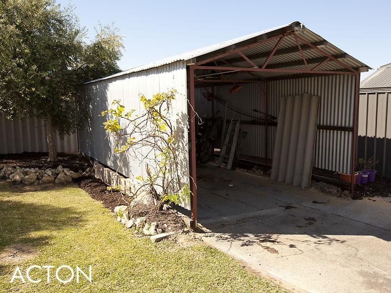 172 South Street, White Gum Valley WA 6162