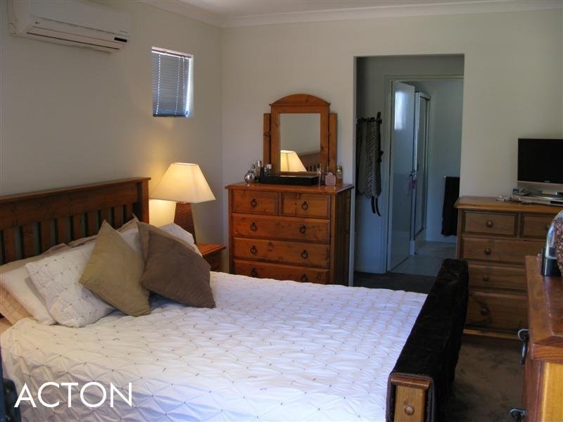 3/46 Leschenault Boulevard, Munster WA 6166