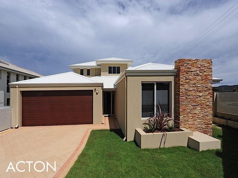 19 Long Street, Beaconsfield WA 6162