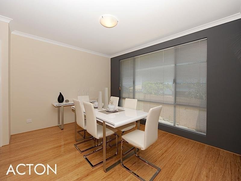 19 Long Street, Beaconsfield WA 6162