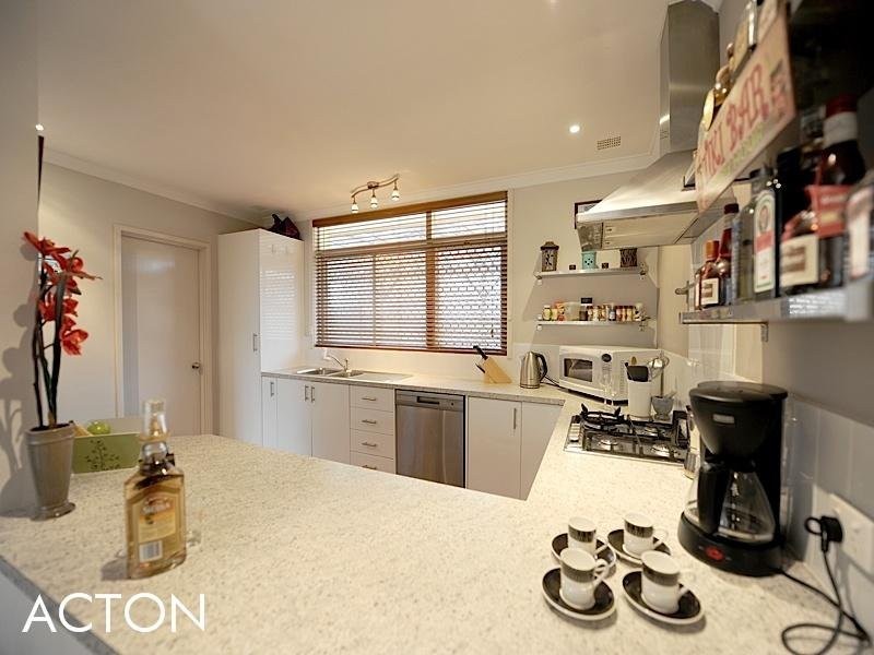 77 Shepherd Street, Beaconsfield WA 6162