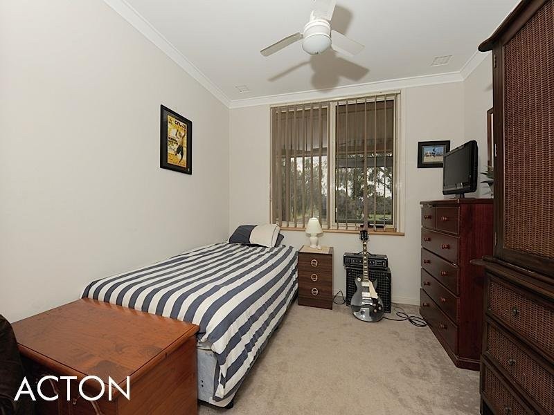 77 Shepherd Street, Beaconsfield WA 6162