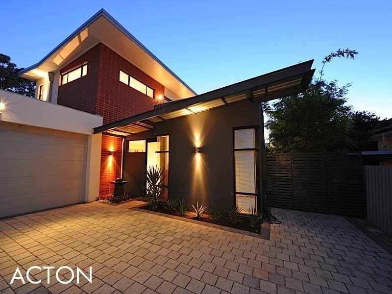 17A Westbury Crescent, Bicton WA 6157