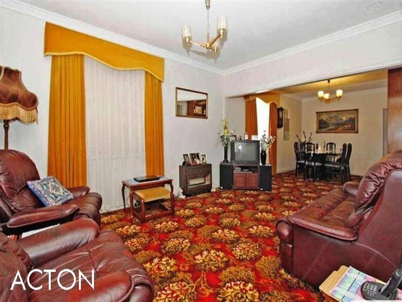 17 Kanimbla Street, Bicton WA 6157