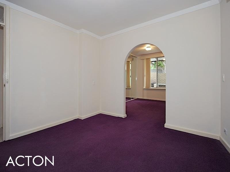 32 Pass Crescent, Beaconsfield WA 6162