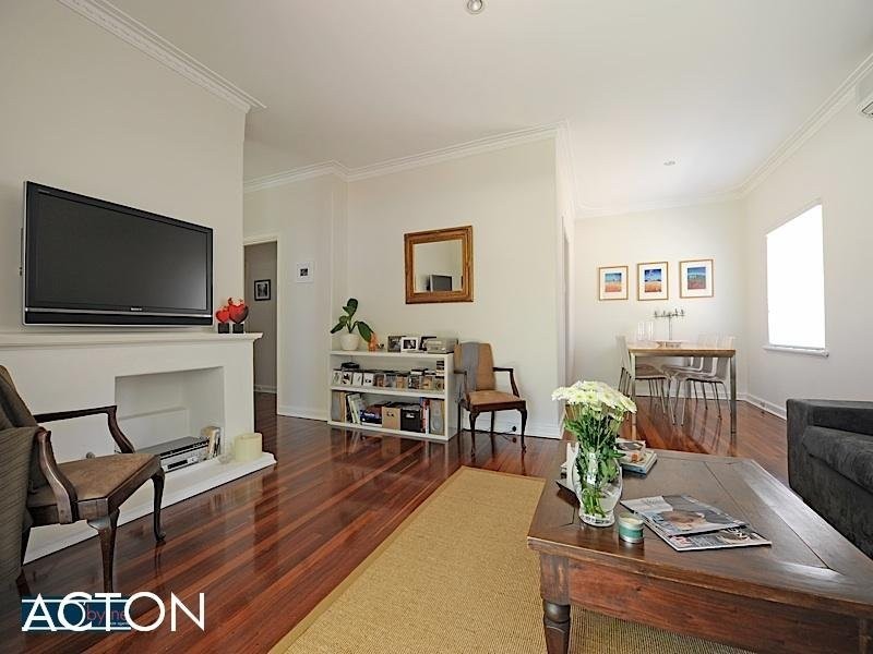 11 Coldwells Street, Bicton WA 6157