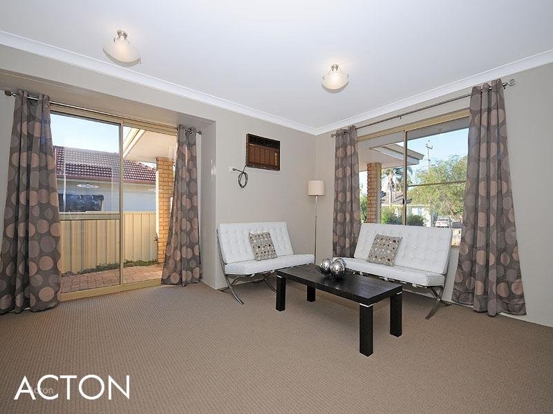 27 Grigg Place, Hilton WA 6163