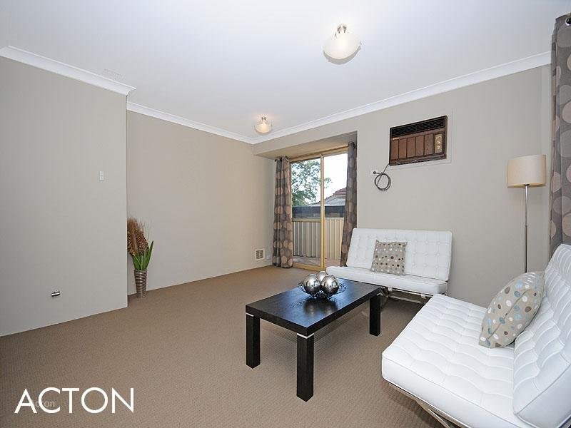 27 Grigg Place, Hilton WA 6163
