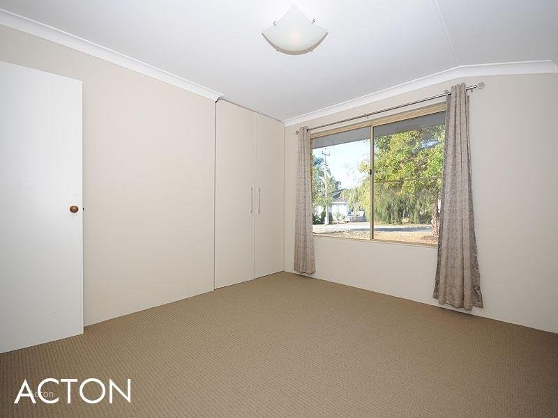 27 Grigg Place, Hilton WA 6163