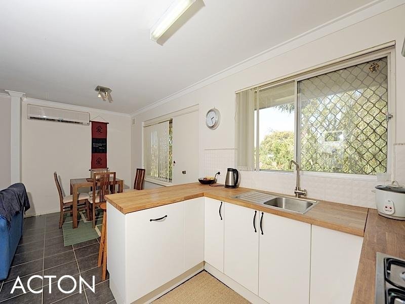 11/2 Adrian Street, Palmyra WA 6157