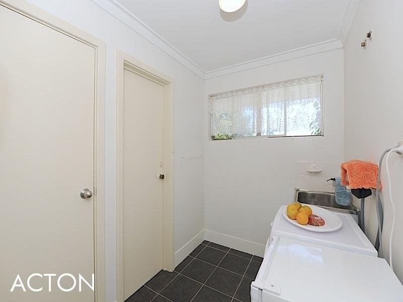 11/2 Adrian Street, Palmyra WA 6157