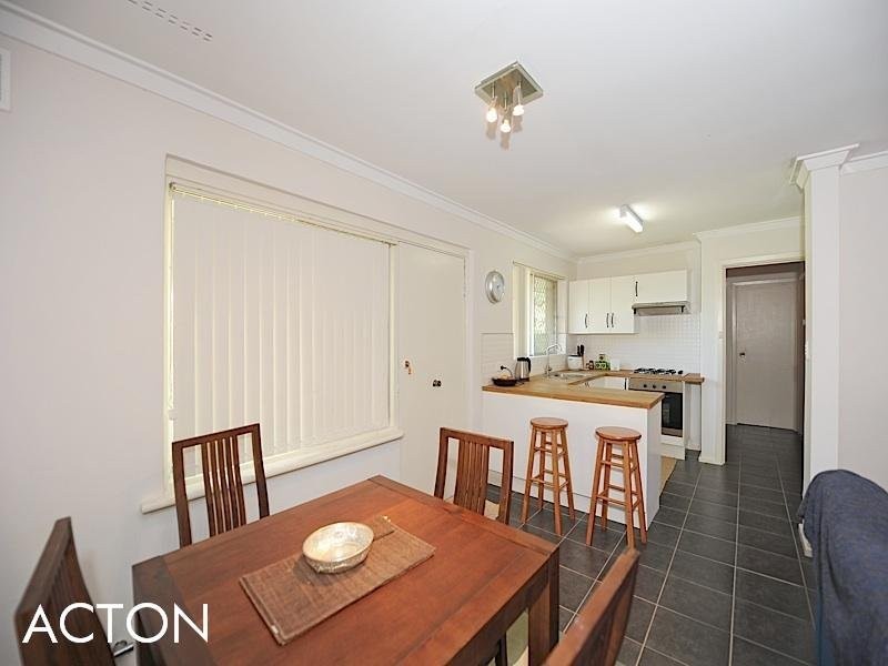 11/2 Adrian Street, Palmyra WA 6157