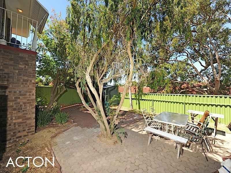 11/2 Adrian Street, Palmyra WA 6157