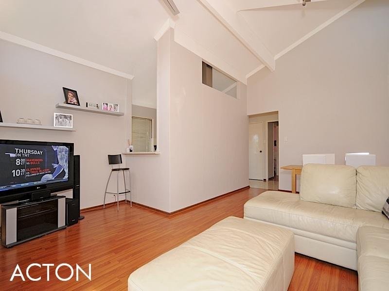 3/17 Money Road, Attadale WA 6156