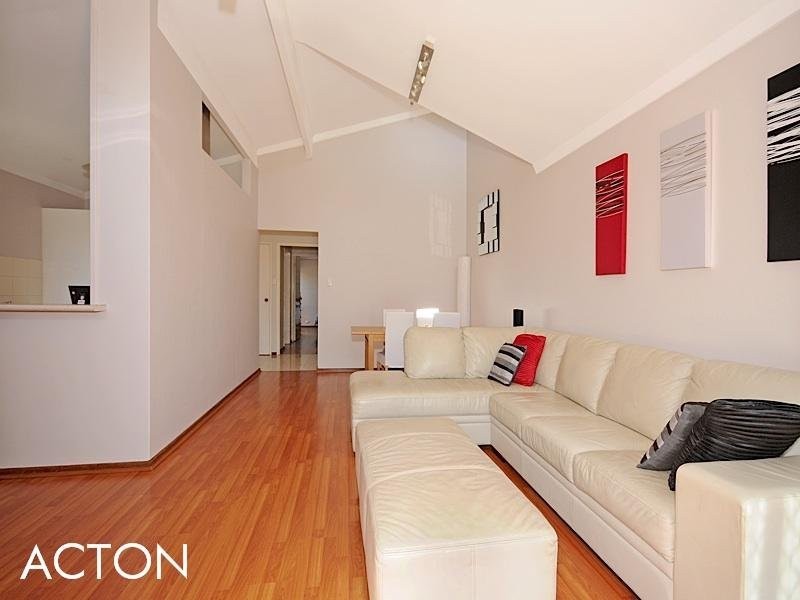 3/17 Money Road, Attadale WA 6156