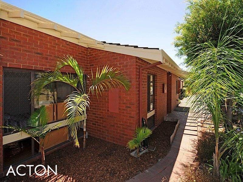 3/17 Money Road, Attadale WA 6156