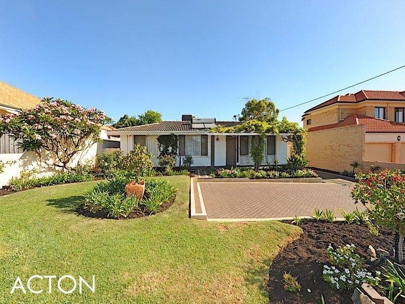 9 Michael Street, Beaconsfield WA 6162