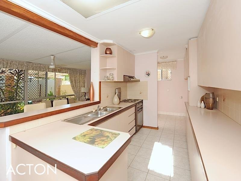 9 Michael Street, Beaconsfield WA 6162