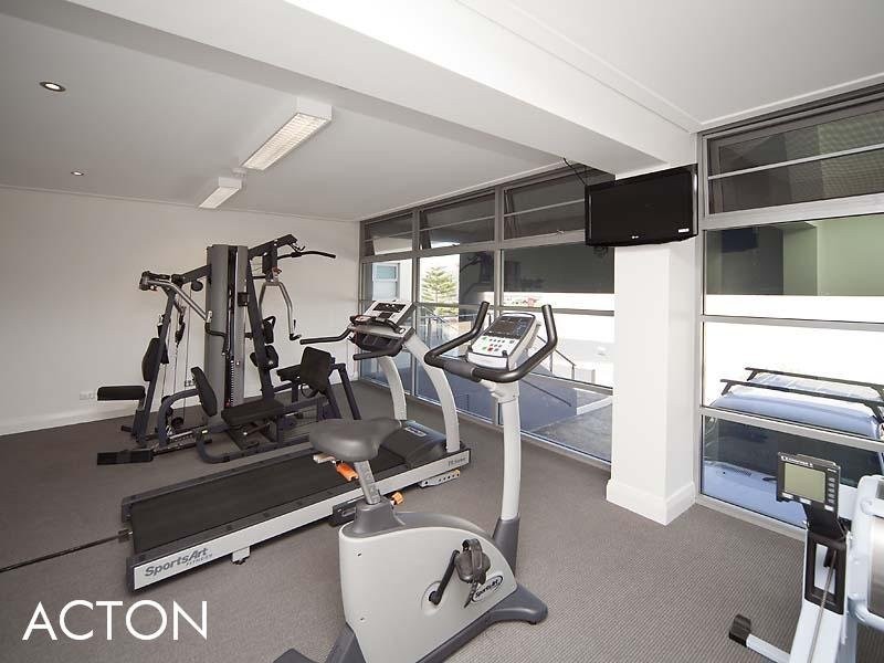 14/20 Enderby Close, North Coogee WA 6163