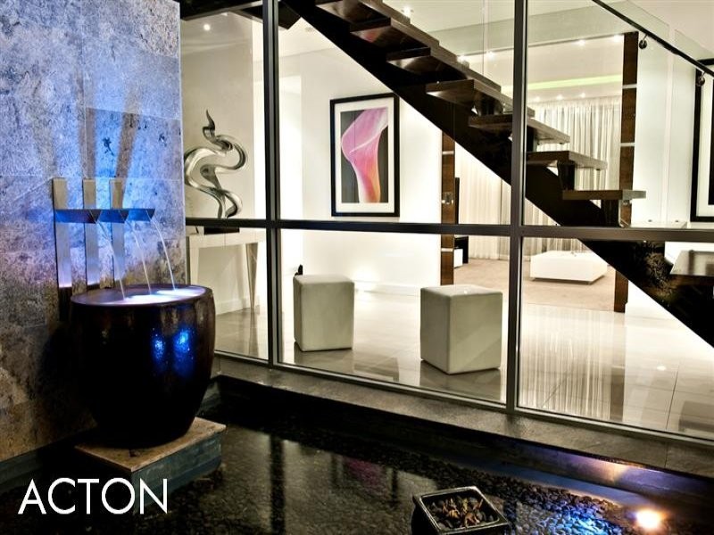 16 Leonidas Road, North Coogee WA 6163