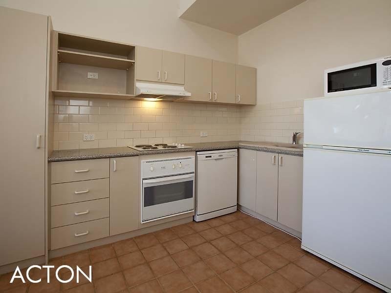 8/330 South Terrace, South Fremantle WA 6162