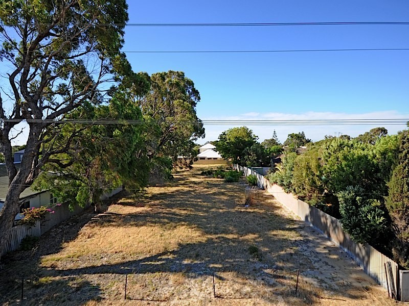 50 Penguin Road, Shoalwater WA 6169
