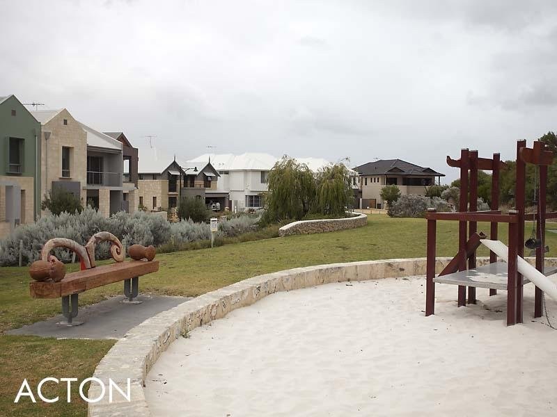 42/1 Longford Road, Beaconsfield WA 6162