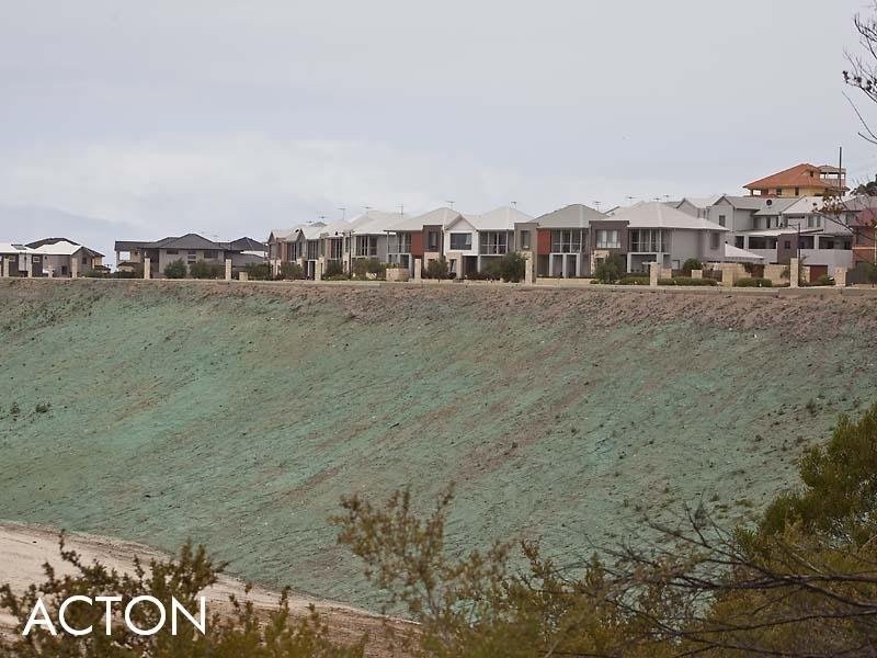 42/1 Longford Road, Beaconsfield WA 6162