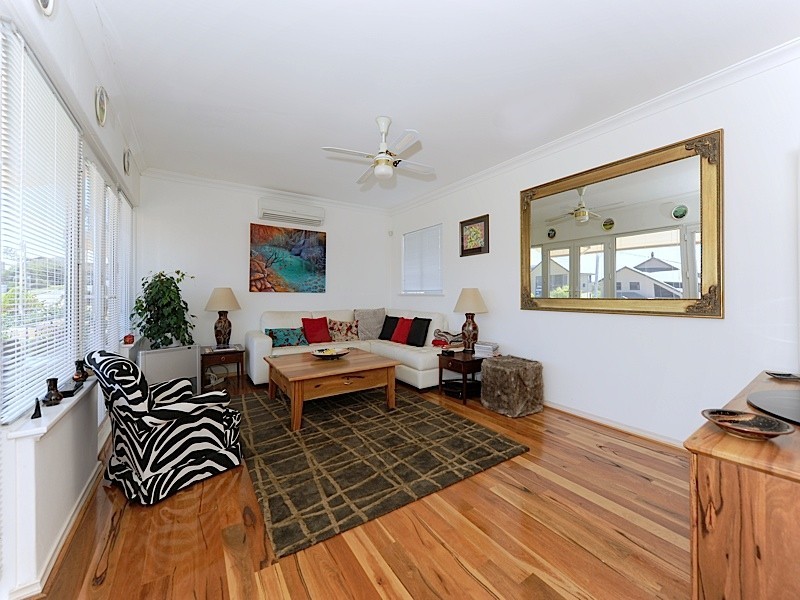 7 Reserve Street, Bicton WA 6157