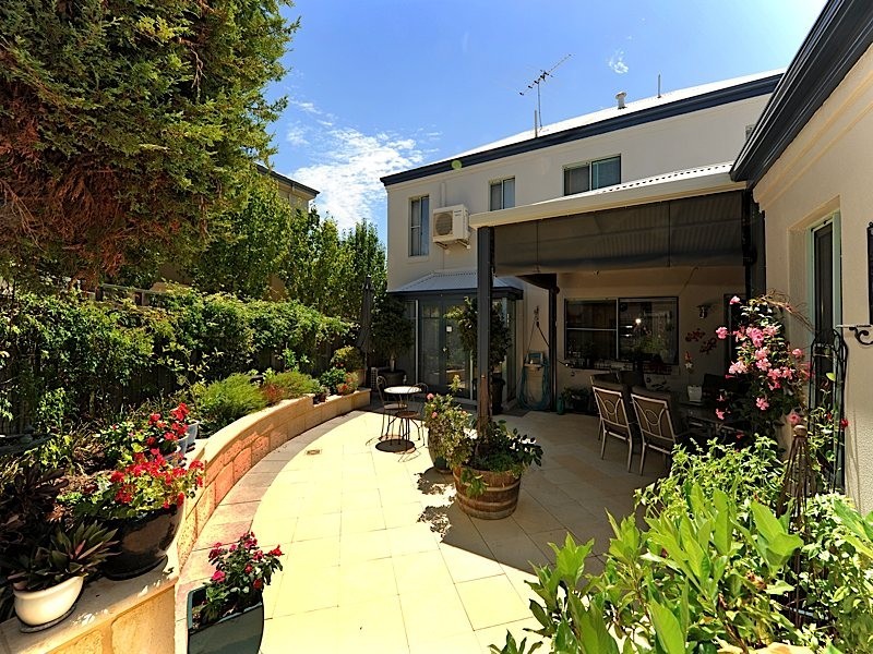 7 Reserve Street, Bicton WA 6157