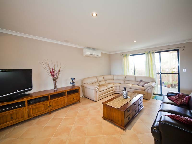 26 Recreation Road, Hamilton Hill WA 6163