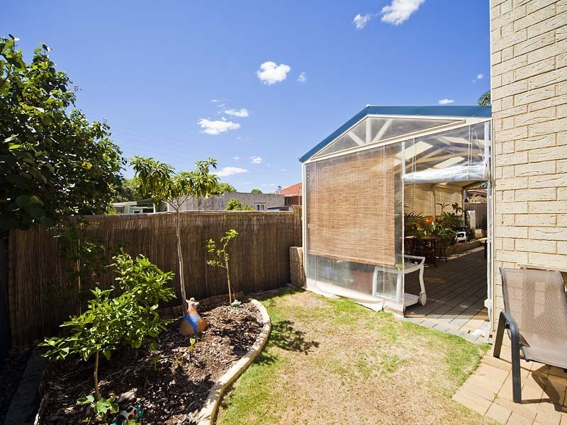 26 Recreation Road, Hamilton Hill WA 6163