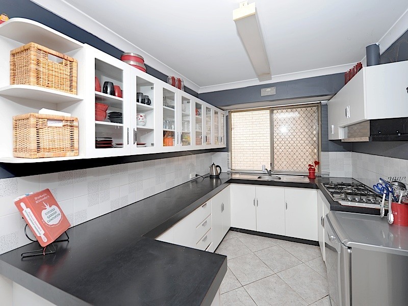 49 Conigrave Road, Yangebup WA 6164