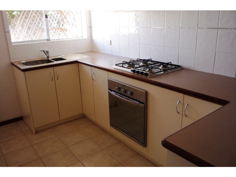 6/84 Waddell Road, Bicton WA 6157