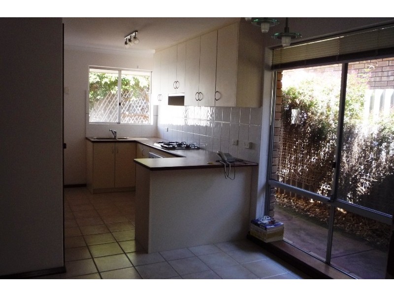 6/84 Waddell Road, Bicton WA 6157