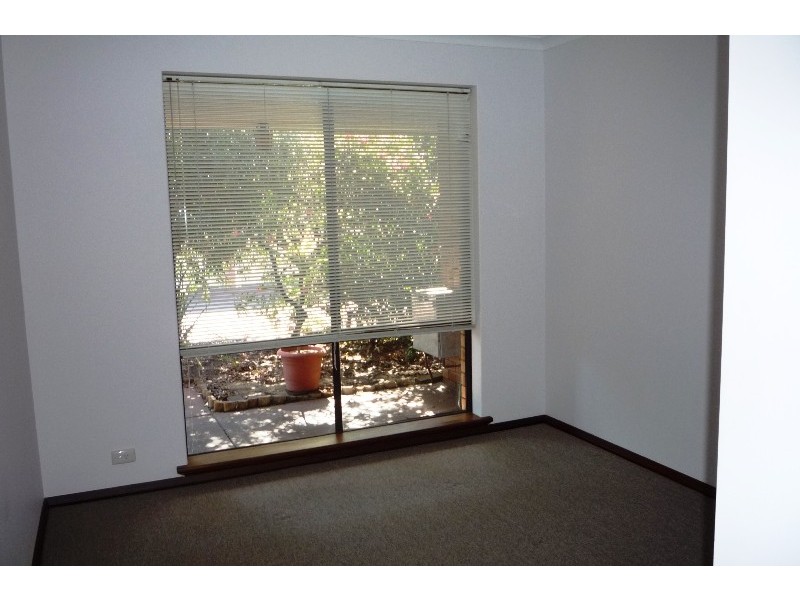 6/84 Waddell Road, Bicton WA 6157