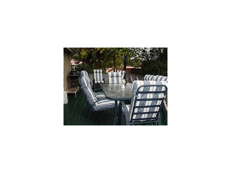 112 Todd Avenue, Como WA 6152