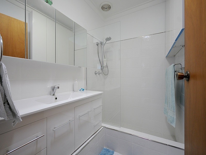 8/7 Yeovil Crescent, Bicton WA 6157