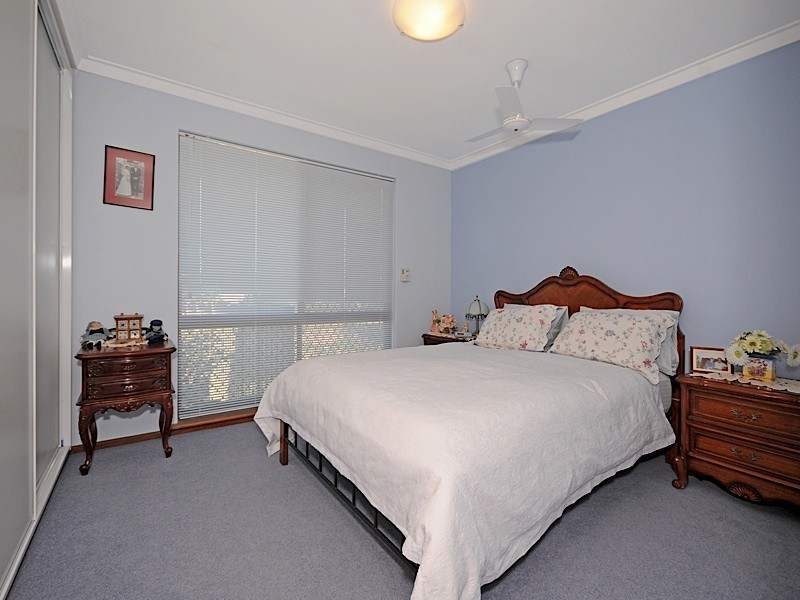 8/7 Yeovil Crescent, Bicton WA 6157