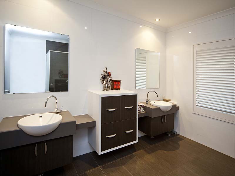 198 Hampton Road, Beaconsfield WA 6162