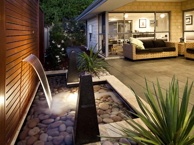 198 Hampton Road, Beaconsfield WA 6162