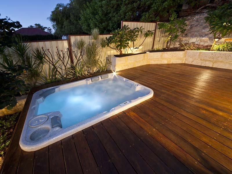 198 Hampton Road, Beaconsfield WA 6162