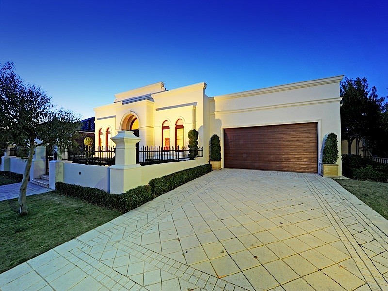 49 Amity Boulevard, Coogee WA 6166