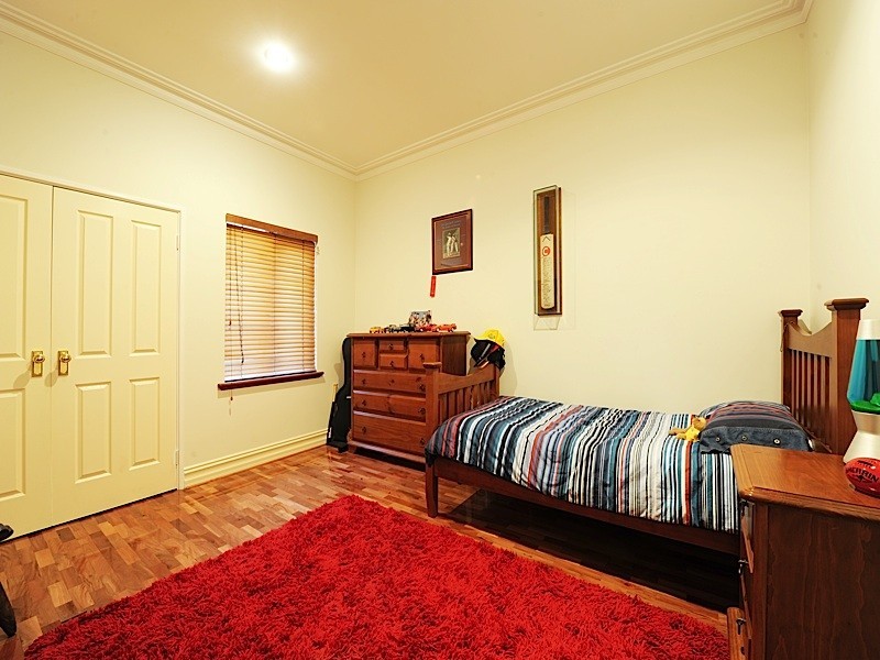 49 Amity Boulevard, Coogee WA 6166