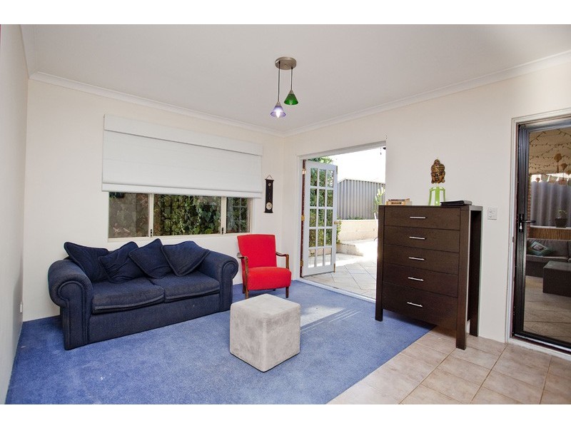 5 Tracey Mews, Hamilton Hill WA 6163